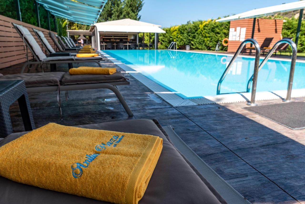 Anilio Plaza Aparthotel Zacharo Exteriör bild
