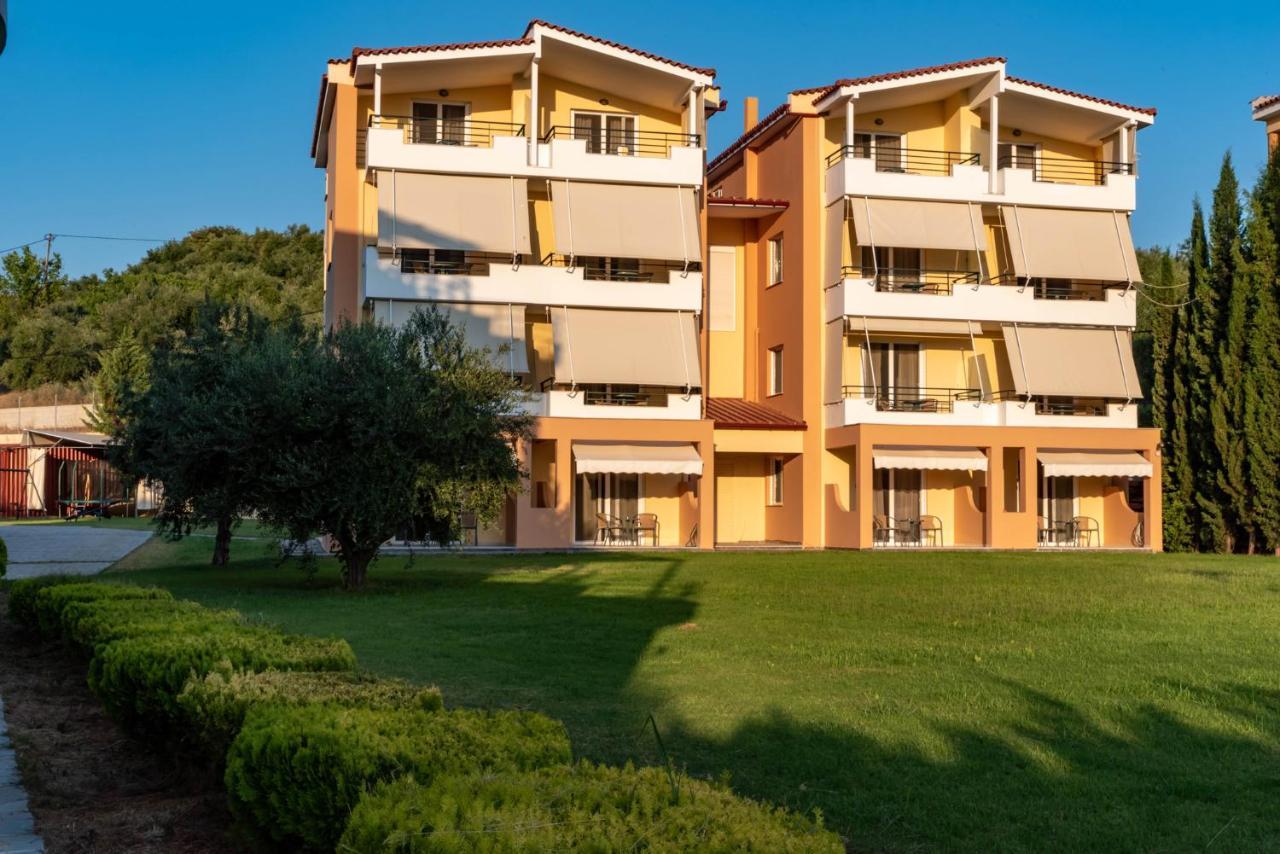 Anilio Plaza Aparthotel Zacharo Exteriör bild