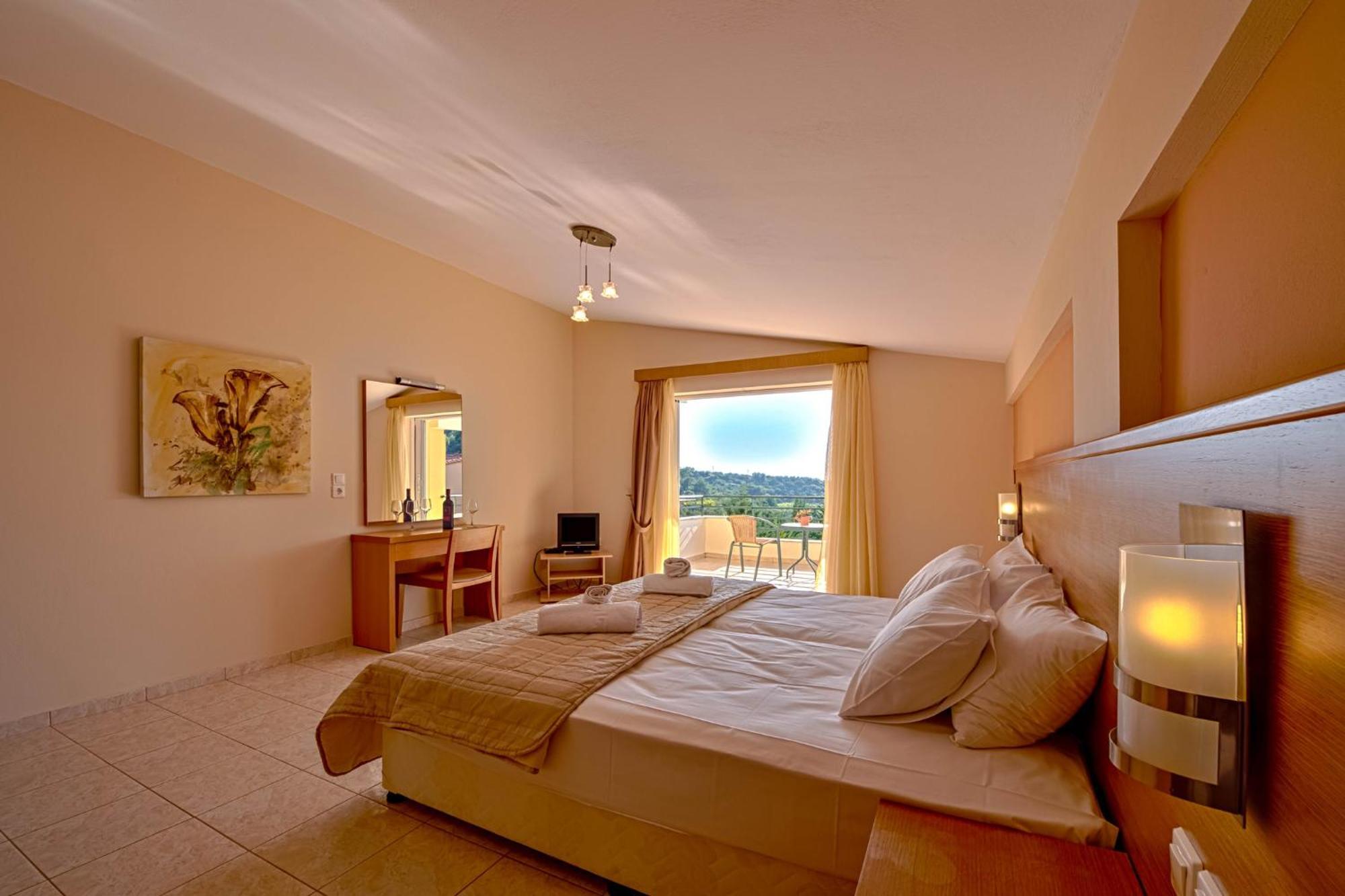 Anilio Plaza Aparthotel Zacharo Rum bild